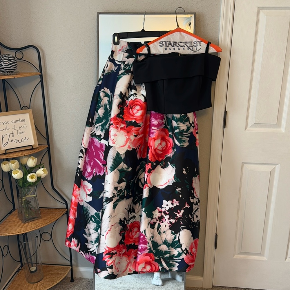Two Piece Eliza J Black & Floral Prom Dress Size 2